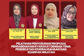 PELATIHAN PENYUSUNAN PROPOSAL PENGABDIAN MASYARAKAT